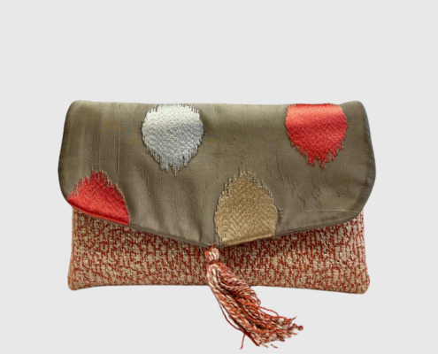 7 Regole per Scegliere una Pochette Artigianale Perfetta