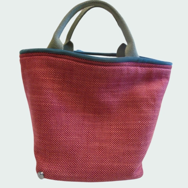 Shopper Reverse Renee
